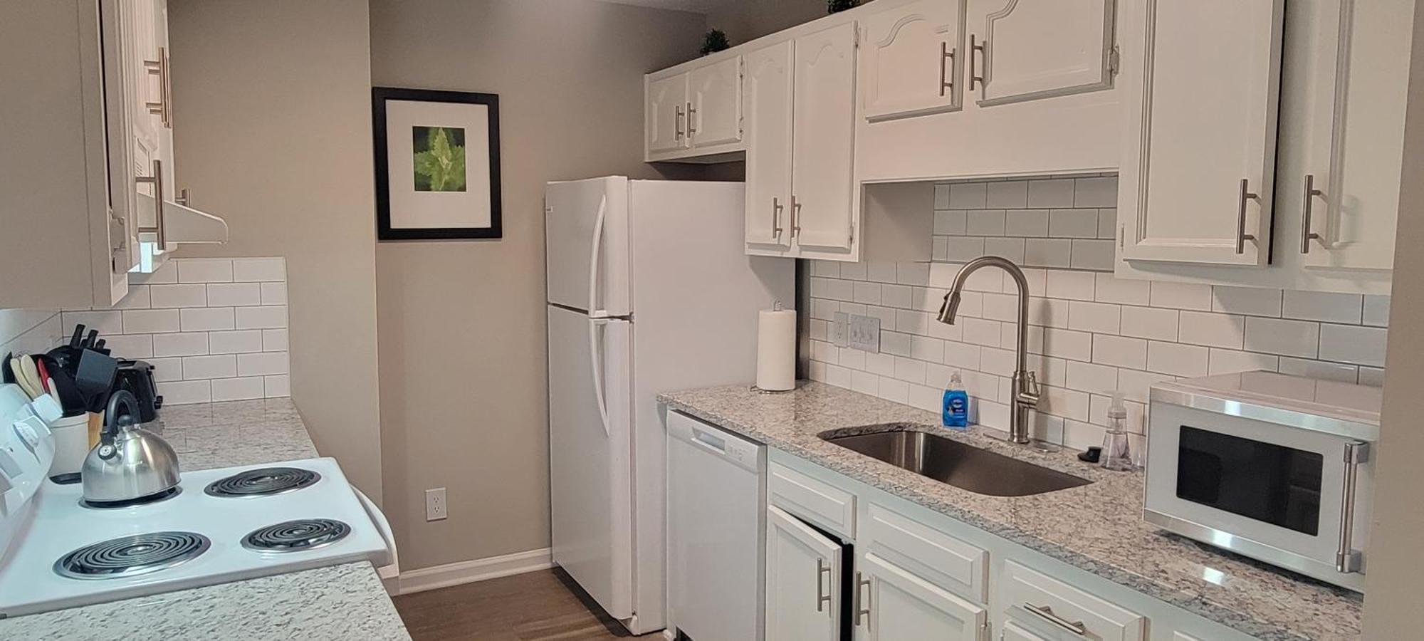 Apartment 415 - Peaceful Family Oasis - Recharge & Enjoy
